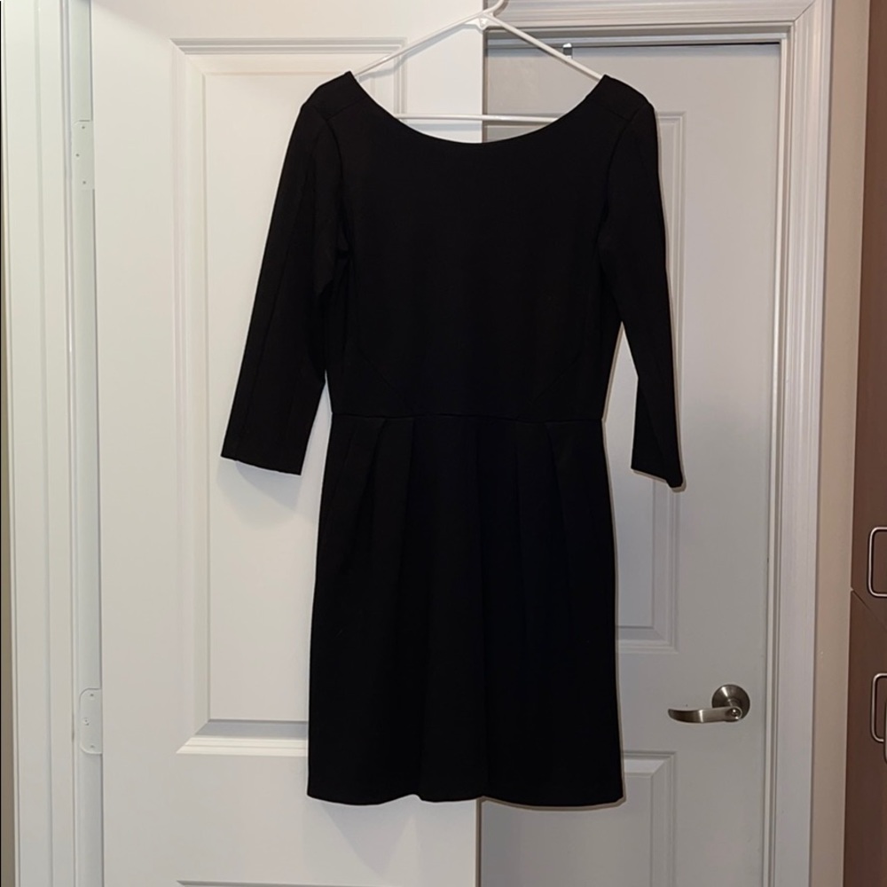 Black quarter sleeve dress